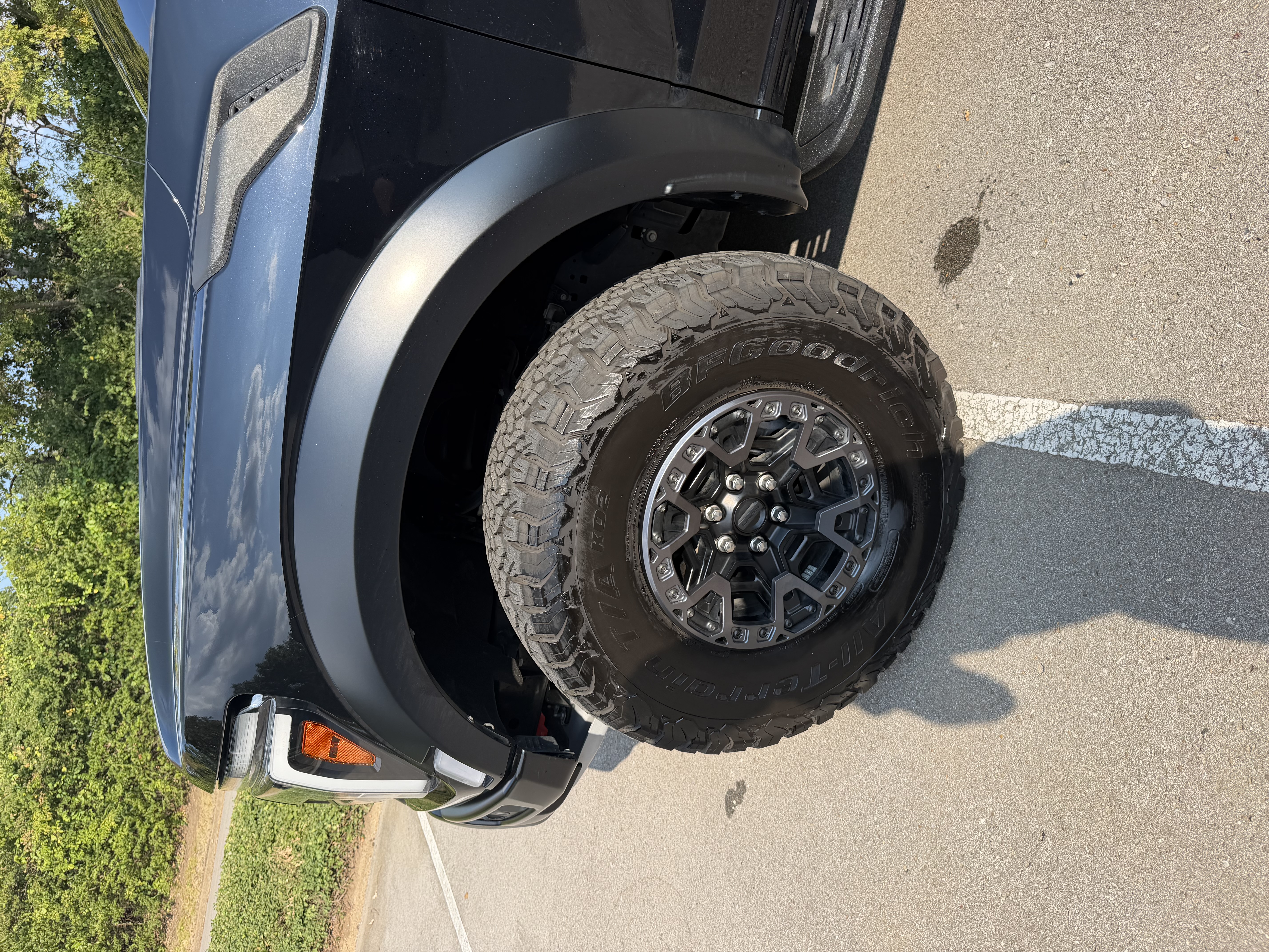 Used 2025 Ford F150 Raptor w/ Equipment Group 803A Raptor R AWD/4WD image 6
