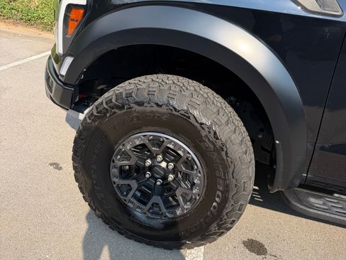 Used 2025 Ford F150 Raptor w/ Equipment Group 803A Raptor R AWD/4WD image 6