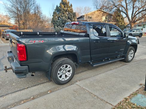 Used 2018 Chevrolet Colorado LT w/ Safety Package image 8