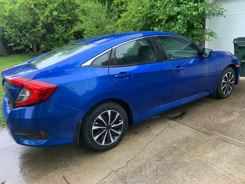 Used 2020 Honda Civic LX image 12