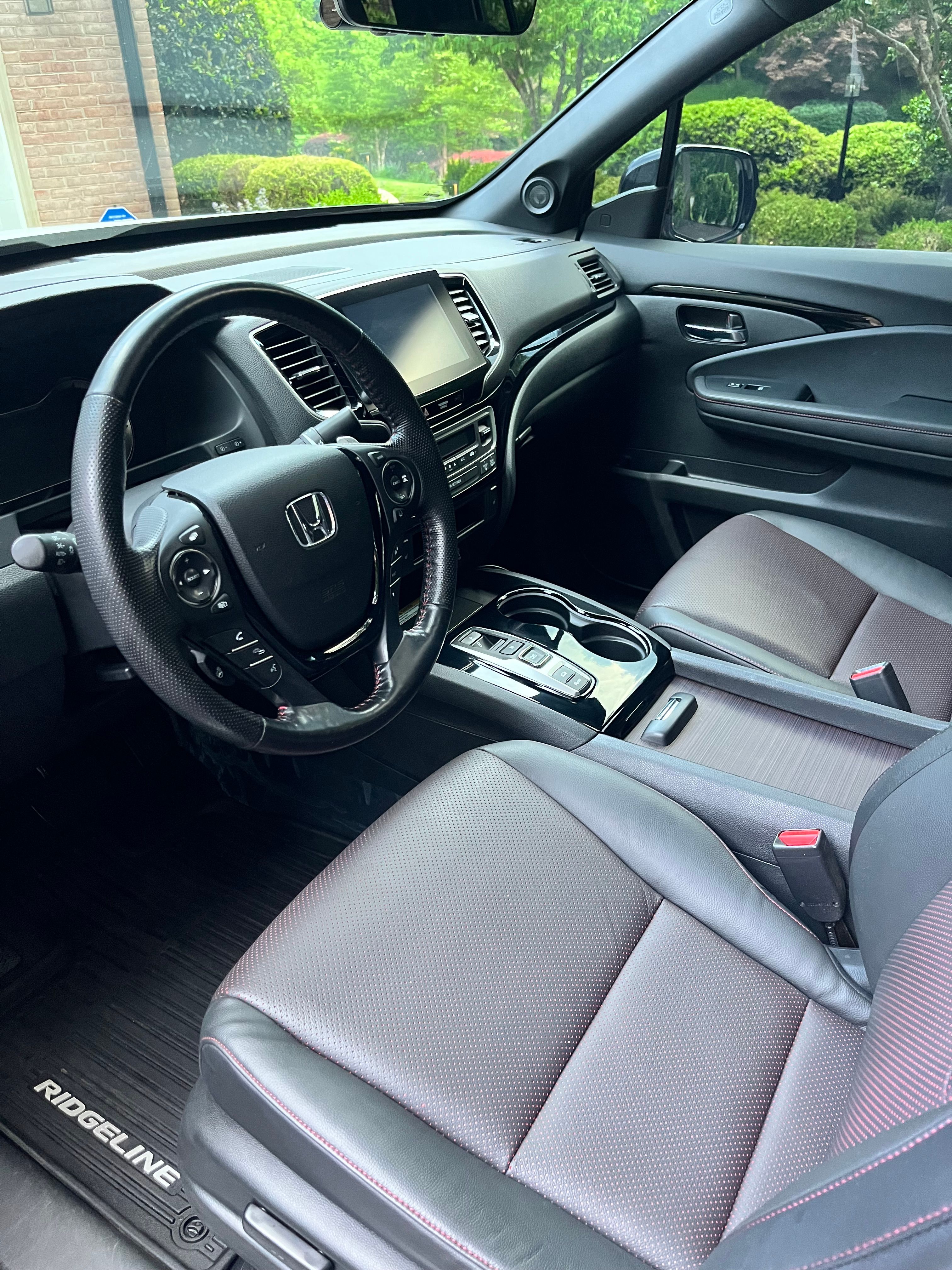 Used 2022 Honda Ridgeline Black Edition image 11