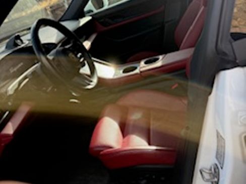 Used 2021 Porsche Taycan 4S image 10