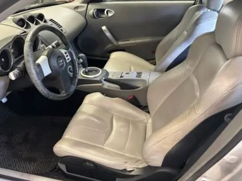 Used 2003 Nissan 350Z Touring image 2