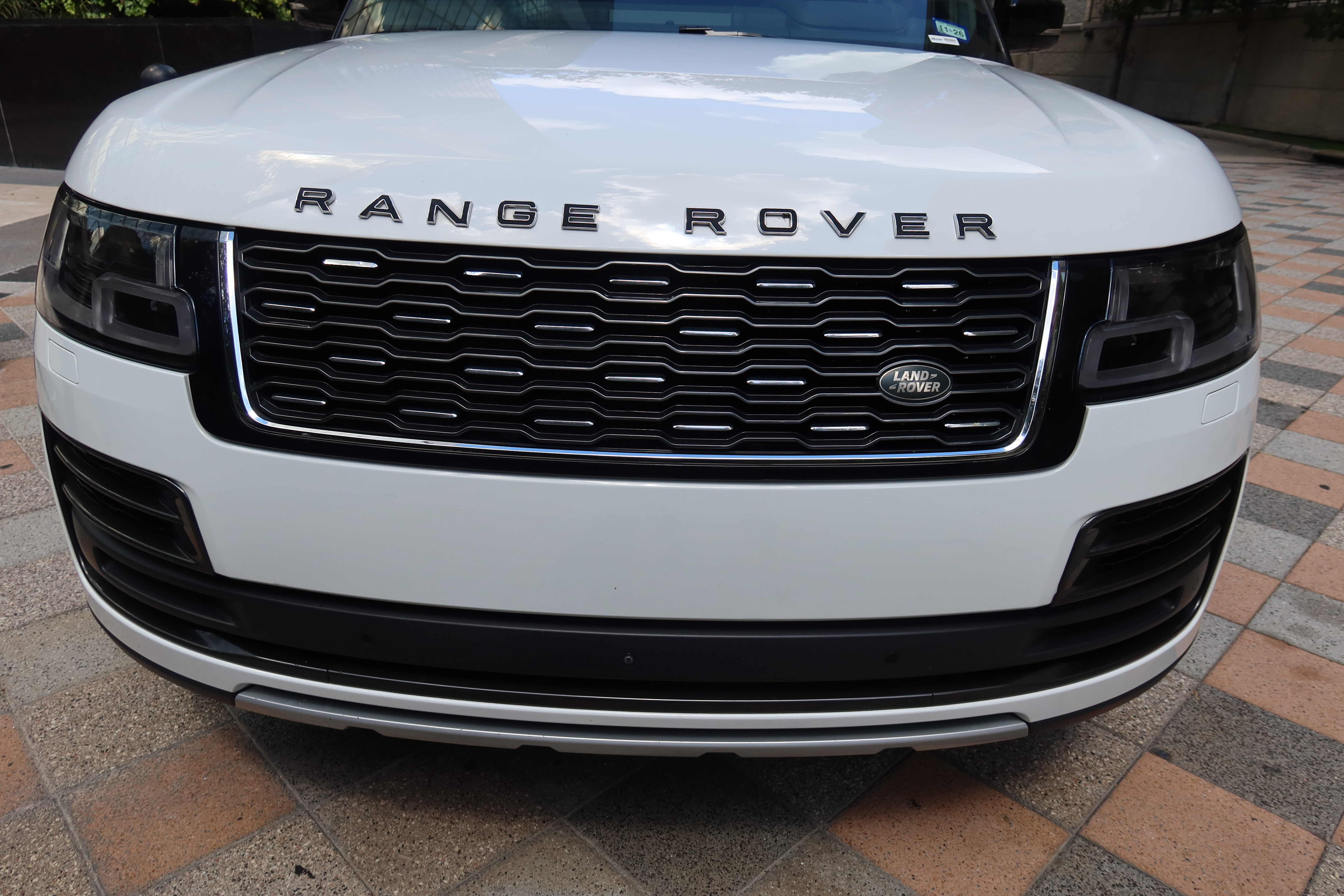 Used 2018 Land Rover Range Rover SV Autobiography Dynamic AWD/4WD image 27