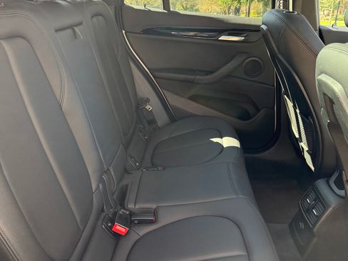 Used 2018 BMW X1 xDrive28i image 4
