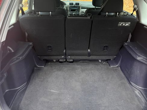 Used 2011 Honda CR-V LX image 16