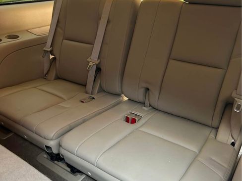 Used 2012 GMC Yukon XL Denali image 7