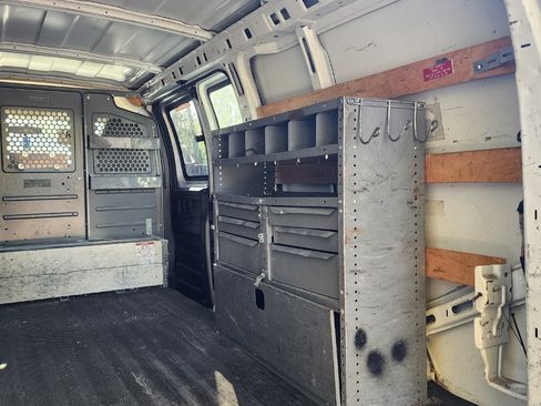 Used 2014 GMC Savana 2500 image 6