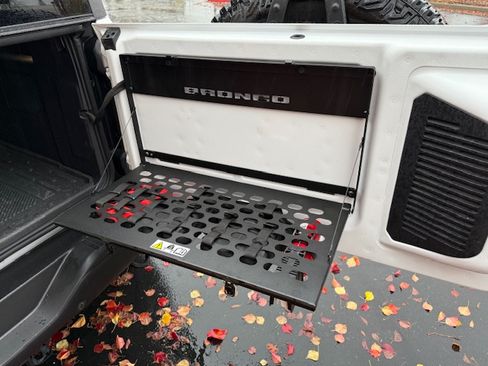 Used 2023 Ford Bronco Badlands w/ Sasquatch Package image 25