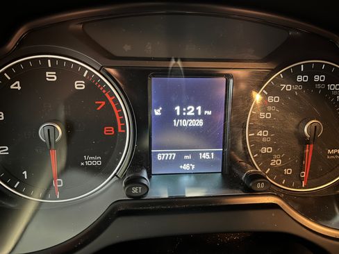 Used 2016 Audi Q5 2.0T Premium Plus w/ Technology Package image 10