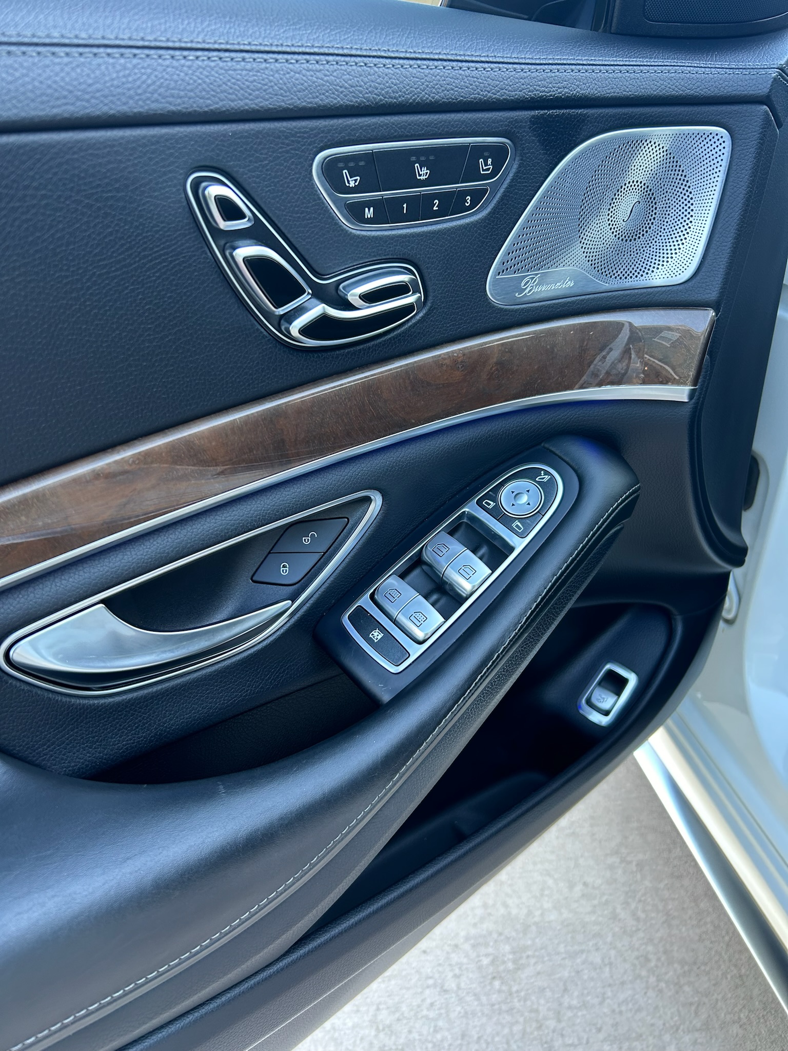 Used 2014 Mercedes-Benz S 63 AMG 4MATIC Sedan image 25