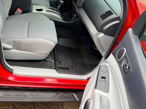 Used 2013 Toyota Tacoma 4x4 Double Cab w/ TRD Off-Road Pkg image 11