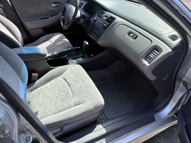 Used 2001 Honda Accord EX image 6