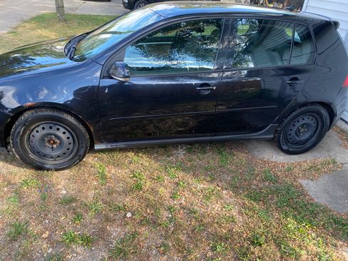 Used 2009 Volkswagen GTI 4-Door image 4