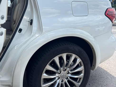 Used 2017 INFINITI QX80 4WD w/ Driver Assistance Package image 17
