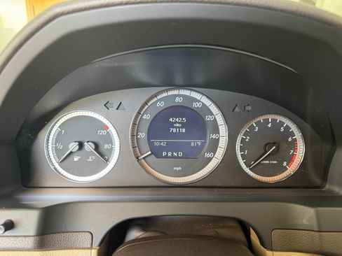 Used 2009 Mercedes-Benz C 300 Sedan image 13