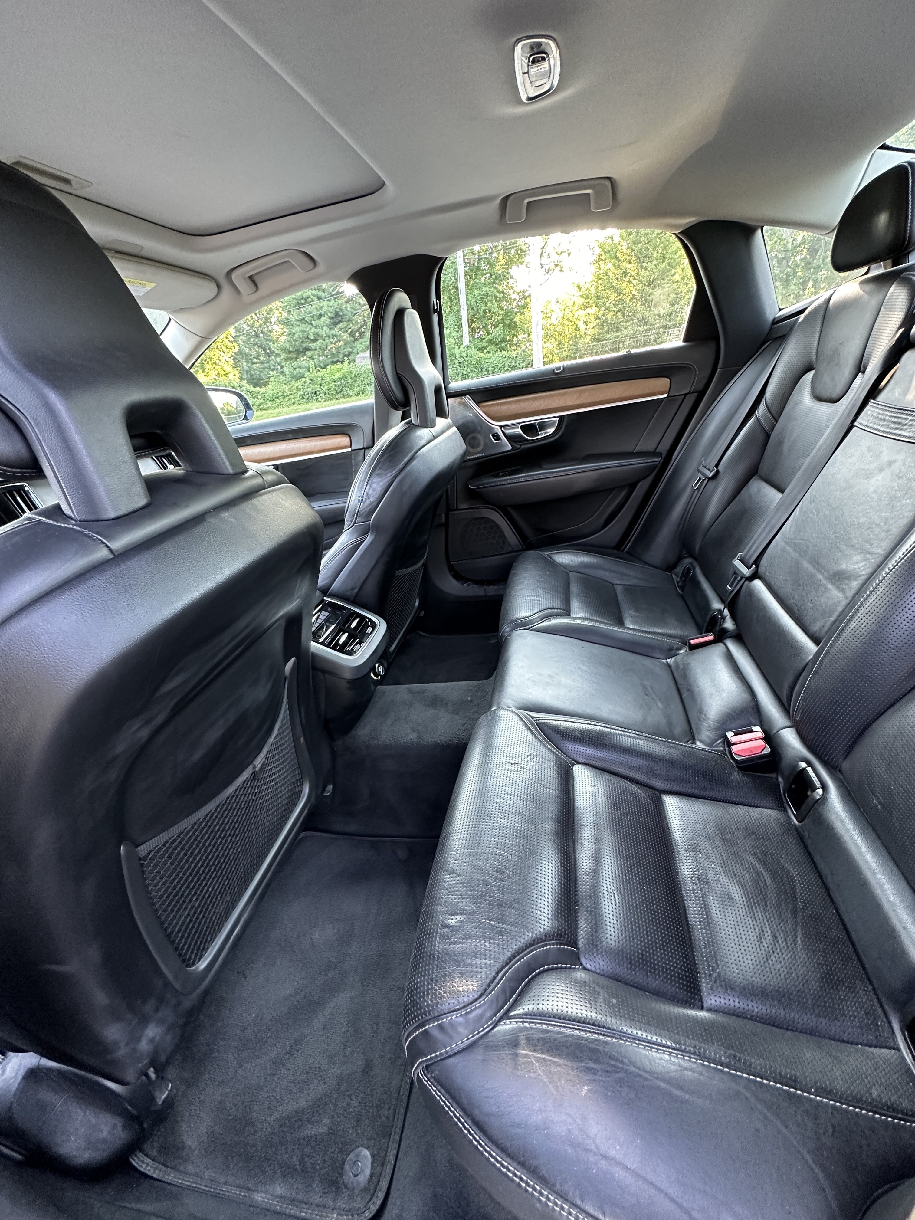 Used 2017 Volvo S90 T6 Inscription w/ Vision Package AWD/4WD image 17