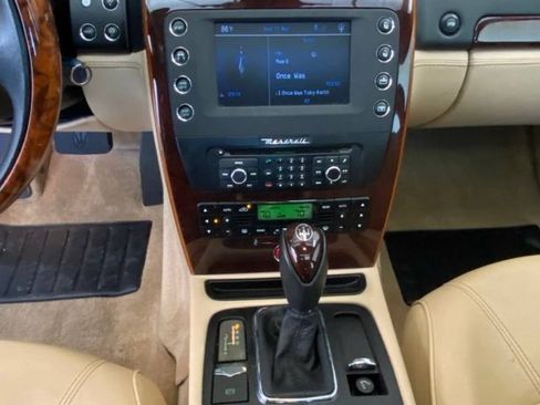 Used 2011 Maserati Quattroporte S image 9