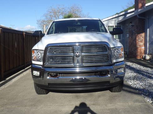 Used 2011 RAM 2500 Big Horn image 5