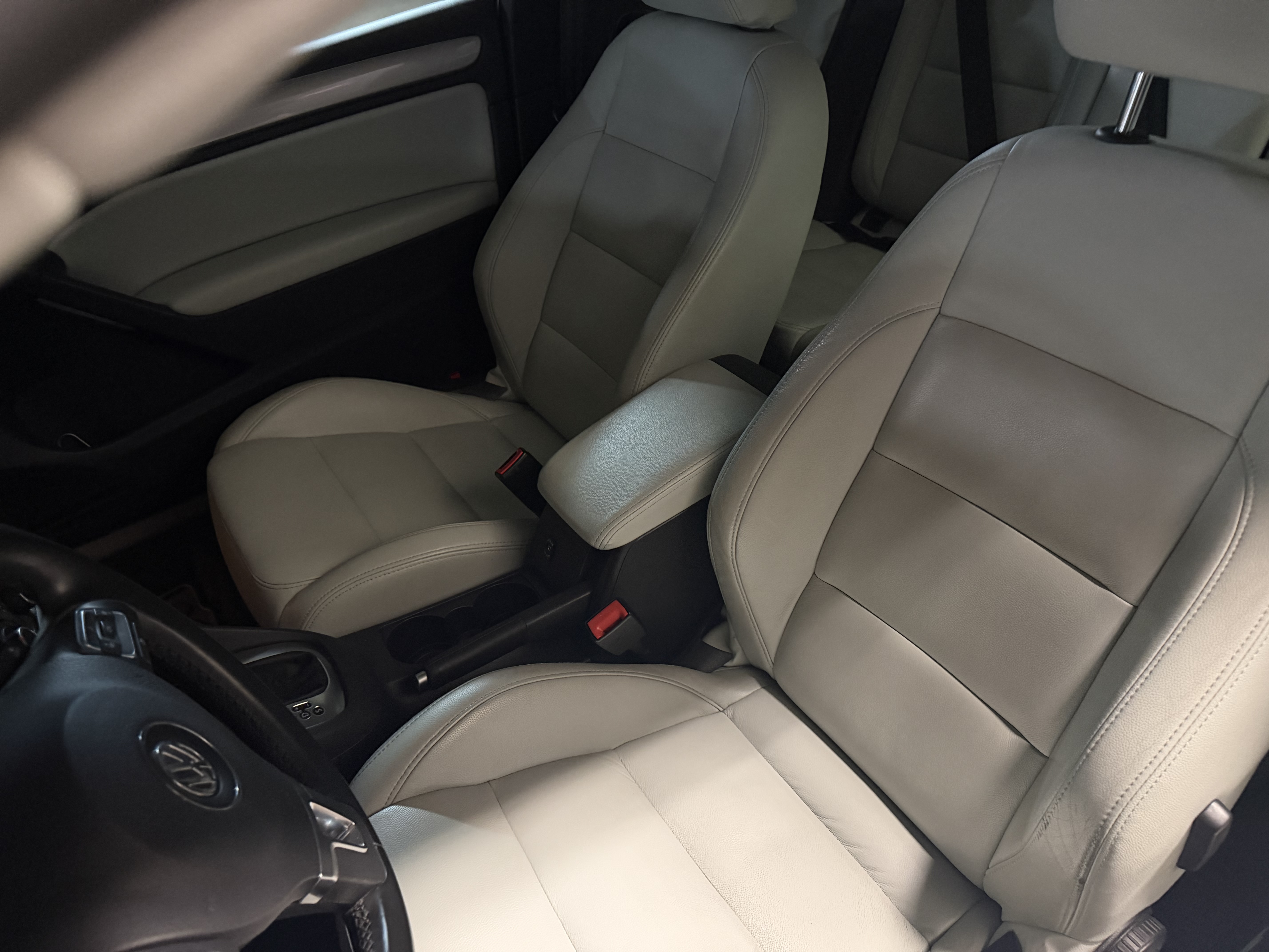 Used 2012 Volkswagen Golf TDI FWD image 8