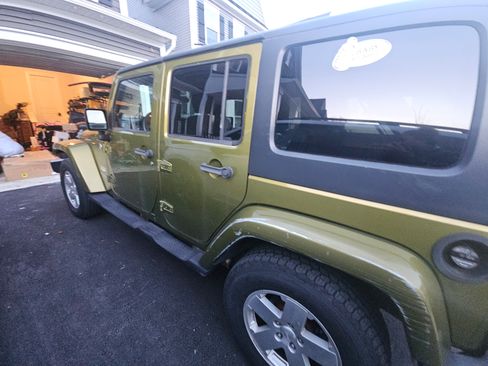 Used 2007 Jeep Wrangler Unlimited Sahara image 4