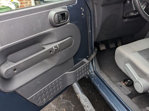 Used 2008 Jeep Wrangler X image 5