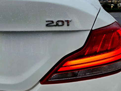 Used 2021 Genesis G70 2.0T Sport image 10