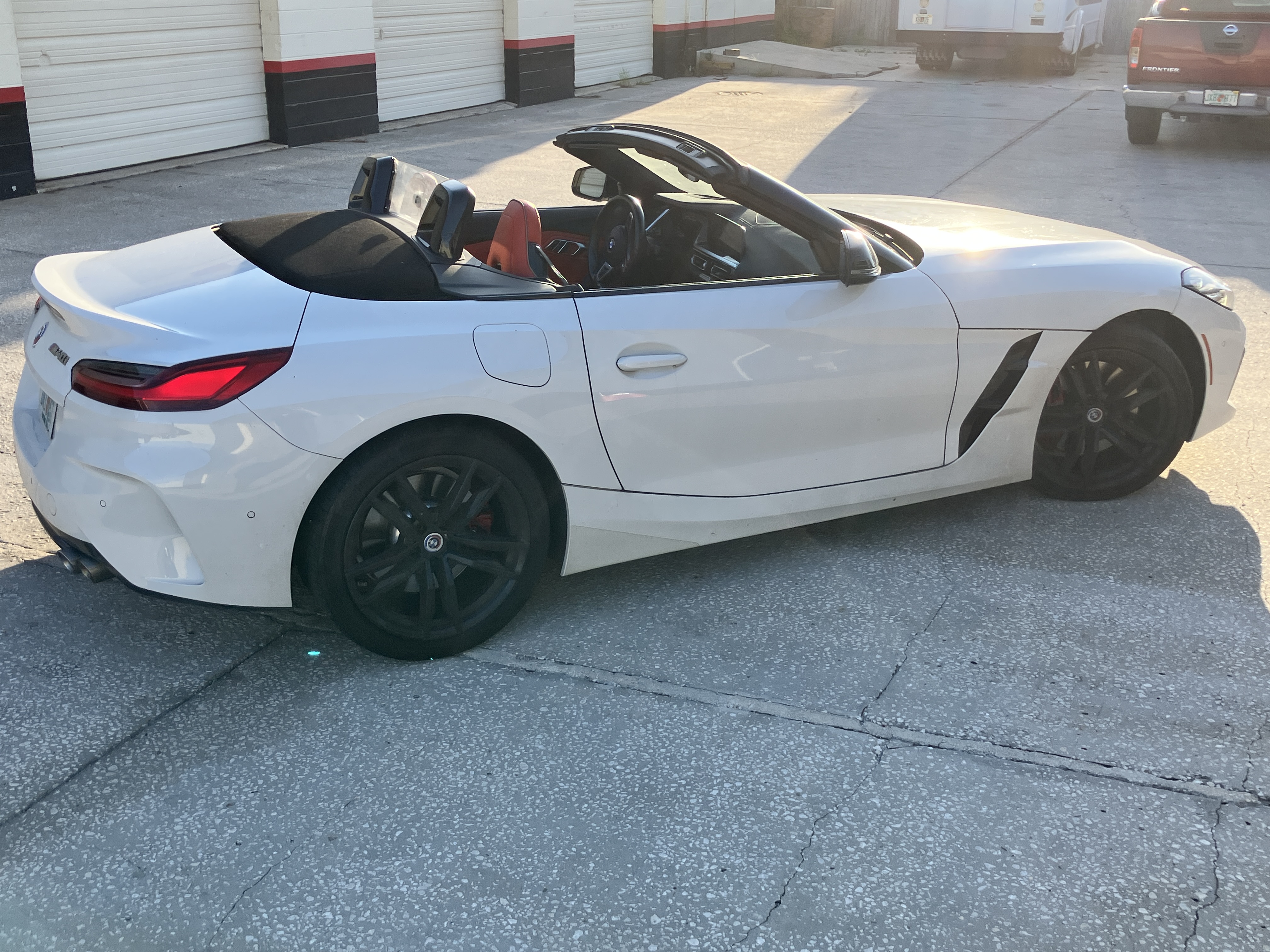 Used 2022 BMW Z4 M40i w/ Premium Package RWD image 11