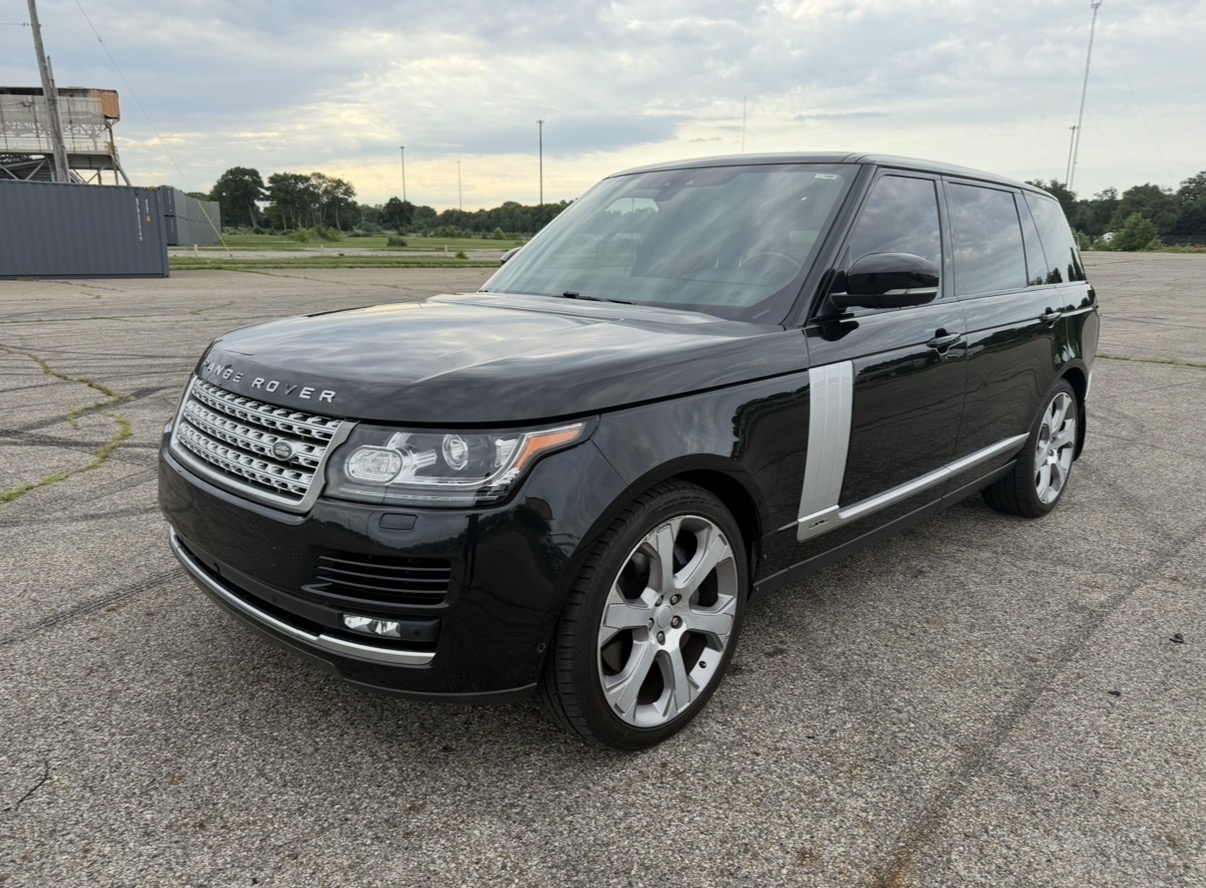 Used 2017 Land Rover Range Rover Long Wheelbase Supercharged AWD/4WD image 2