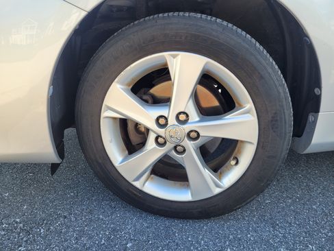 Used 2012 Toyota Corolla LE w/ Premium Pkg FWD image 11