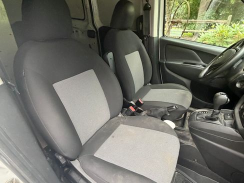 Used 2021 RAM ProMaster City Tradesman FWD image 11