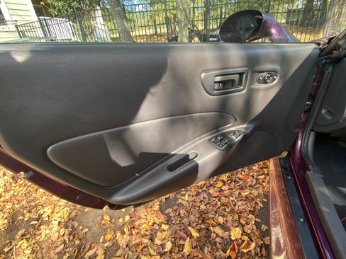 Used 1999 Plymouth Prowler image 11