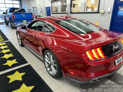 Used 2023 Ford Mustang GT Premium image 14