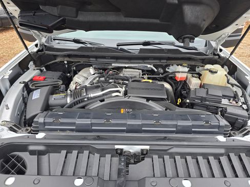 Used 2021 Chevrolet Silverado 2500 LTZ w/ LTZ Plus Package image 21