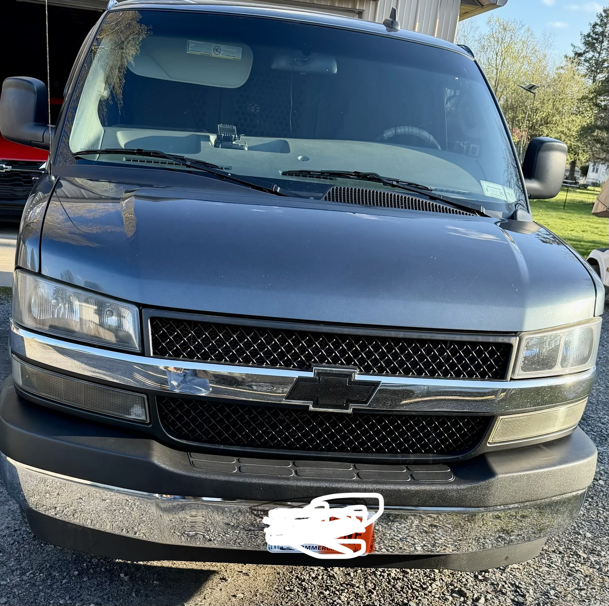 Used 2019 Chevrolet Express 2500 w/ Driver Convenience Package RWD image 6