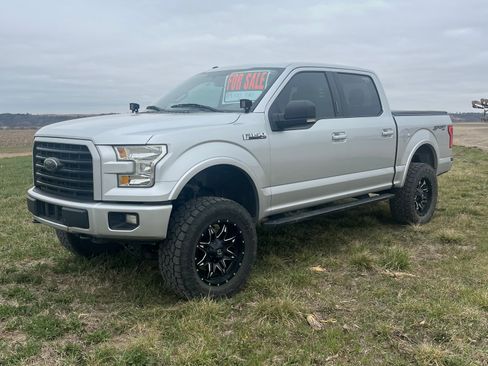 Used 2016 Ford F150 XLT w/ Equipment Group 302A Luxury image 1