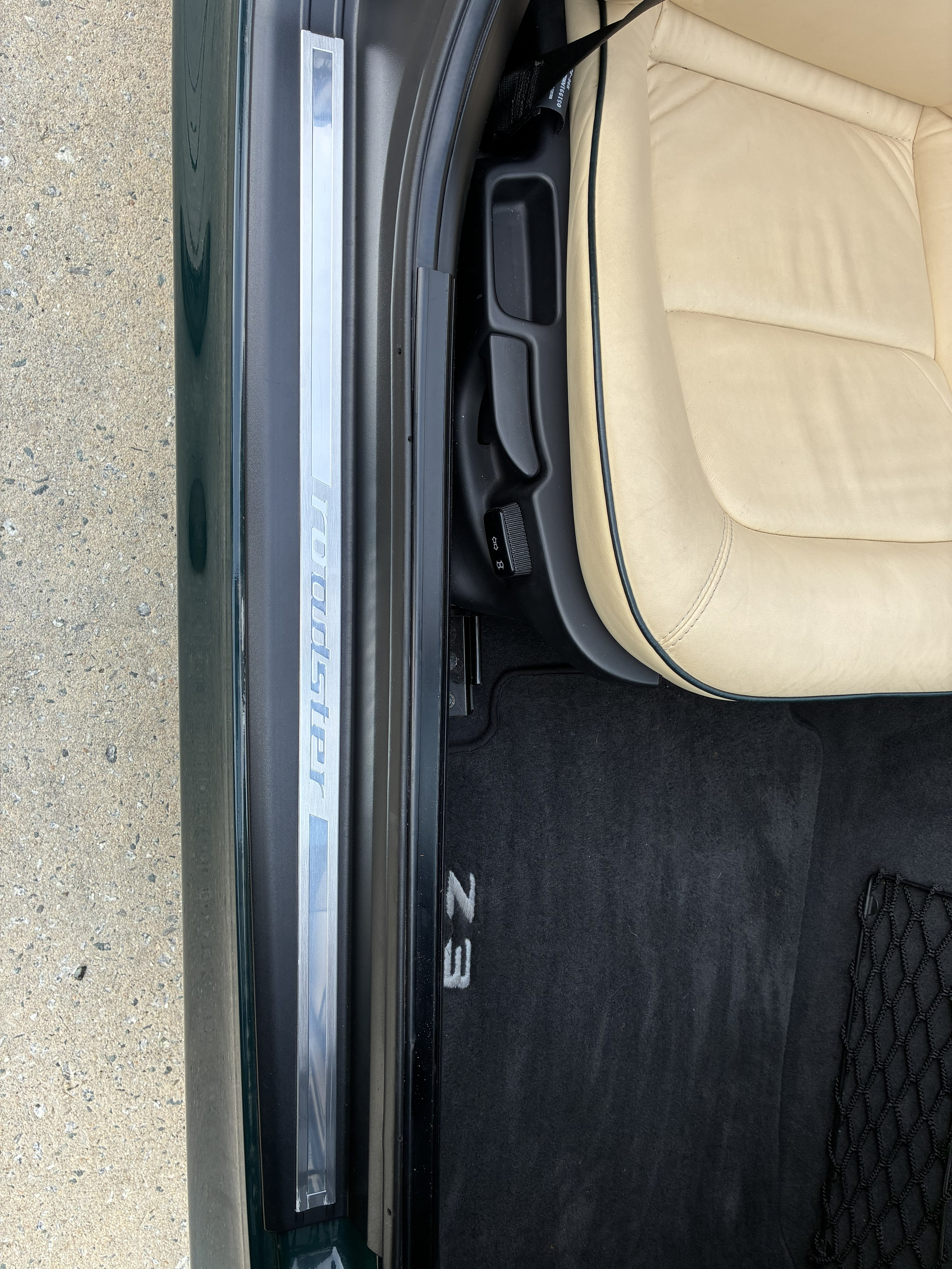 Used 1999 BMW Z3 2.8 RWD image 18