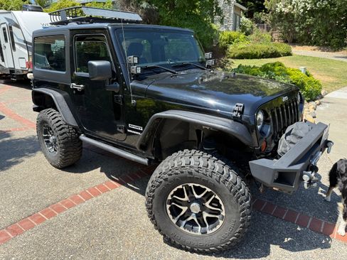 Used 2013 Jeep Wrangler Sport image 2