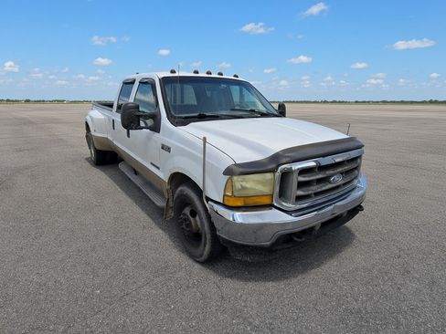 Used 2001 Ford F350 2WD Crew Cab DRW Super Duty image 6