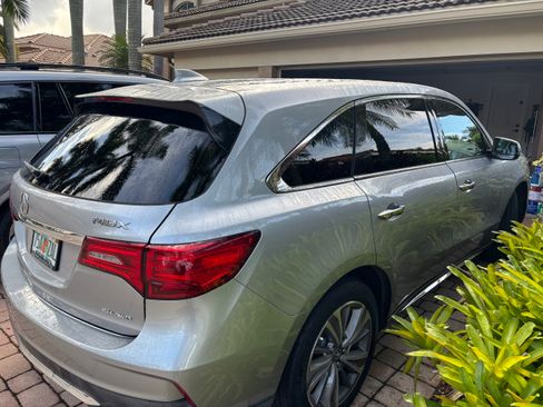 Used 2017 Acura MDX SH-AWD w/ Technology Package image 11