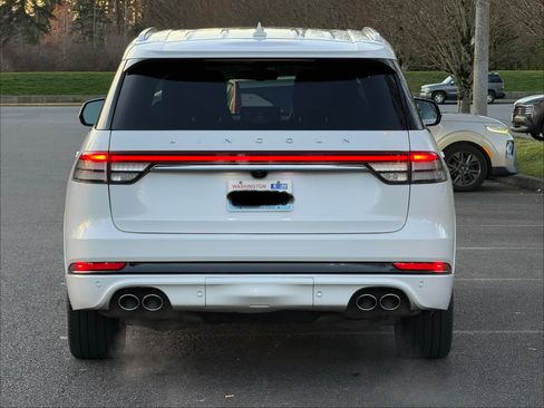 Used 2020 Lincoln Aviator Grand Touring w/ Equipment Group 302A image 6