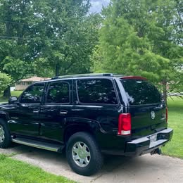 Used 2004 Cadillac Escalade AWD image 11