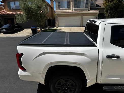 Used 2025 Toyota Tundra SR w/ SR Tow Package AWD/4WD image 9