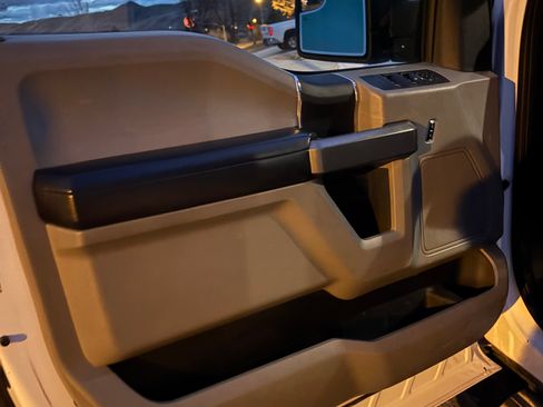 Used 2017 Ford F150 XLT w/ Equipment Group 301A Mid image 13