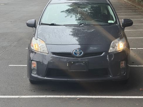 Used 2010 Toyota Prius Two image 1