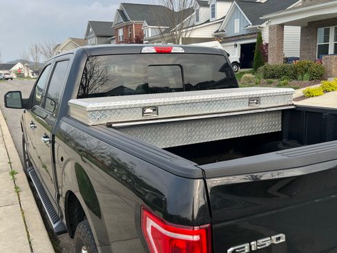 Used 2015 Ford F150 XLT w/ Equipment Group 302A Luxury image 10