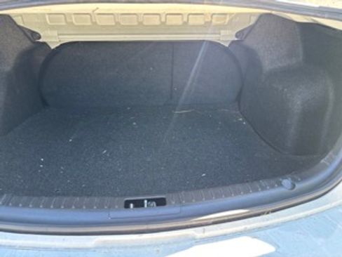 Used 2011 MAZDA MAZDA3 i Sport FWD image 15