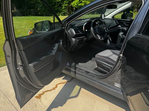 Used 2019 Subaru Crosstrek 2.0i Premium w/ Eyesight System AWD/4WD image 10
