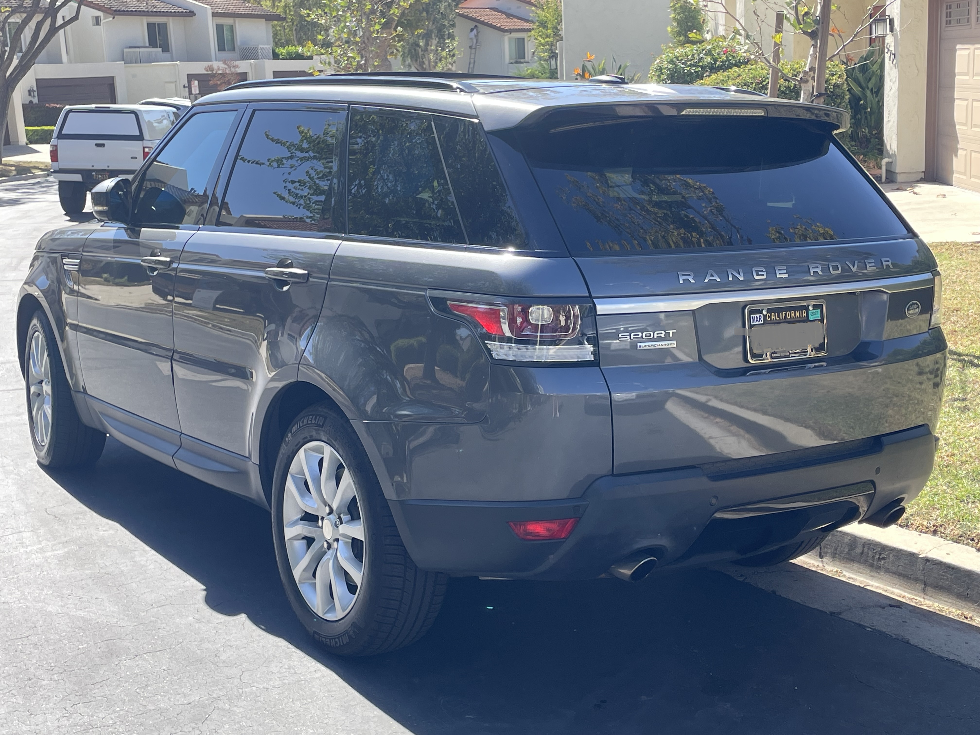 Used 2014 Land Rover Range Rover Sport Supercharged AWD/4WD image 4
