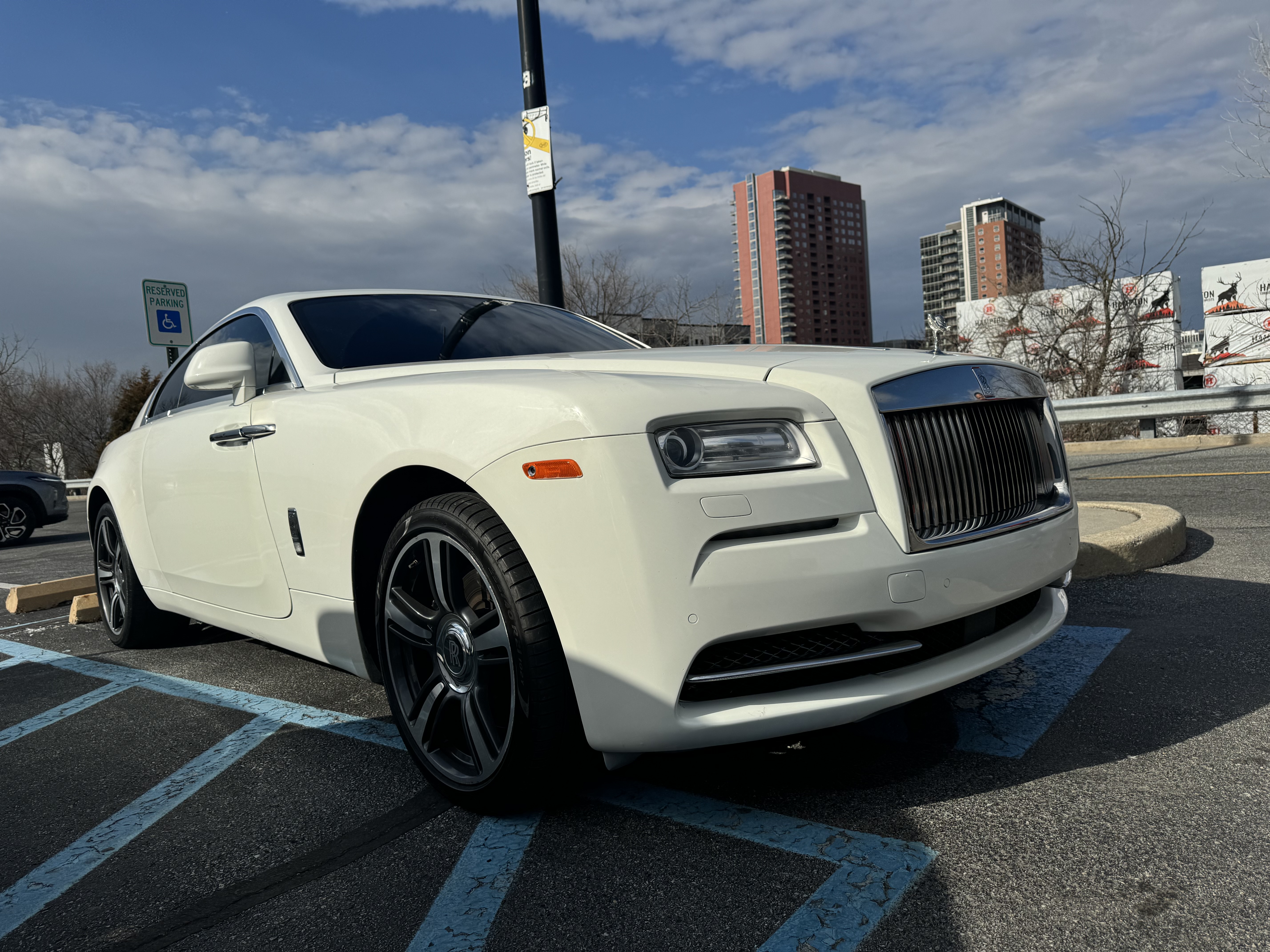 Used 2015 Rolls-Royce Wraith RWD image 23
